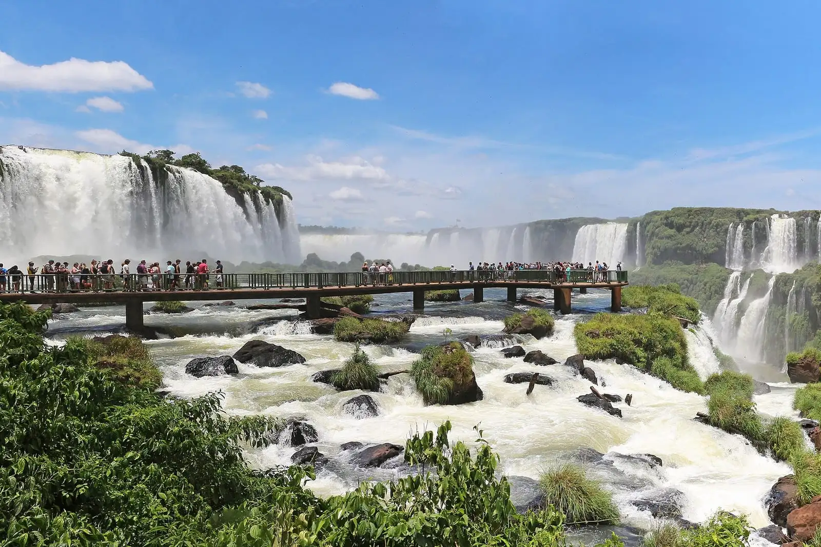 Cataratas do Iguaçu vistas do lado brasileiro