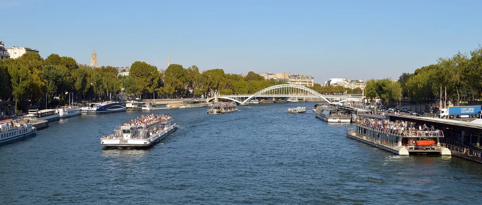 O rio Sena visto da Pont d'Iéna